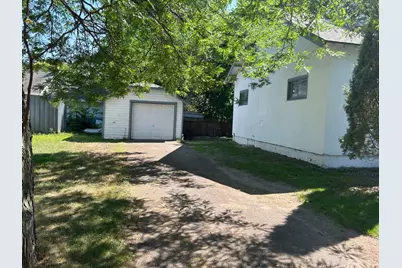 403 S 3rd Street, Princeton, MN 55371 - Photo 3