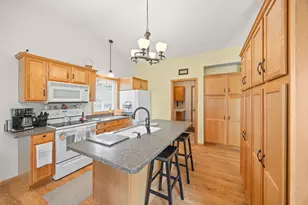 221 Douglas Dr, Waverly, MN 55390 - Photo 7