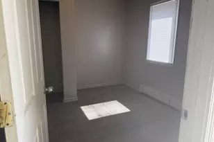 1204 E 7th St, Saint Paul, MN 55106 - Photo 5