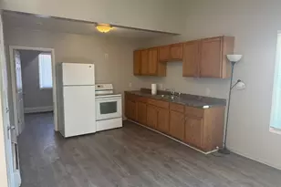 1204 E 7th St, Saint Paul, MN 55106 - Photo 3