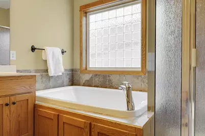8415 Groveland Road, Mounds View, MN 55112 - Photo 29