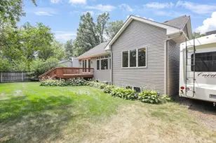 8415 Groveland Rd, Mounds View, MN 55112 - Photo 41