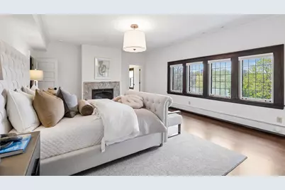 2204 W Lake Of The Isles Parkway, Minneapolis, MN 55405 - Photo 17