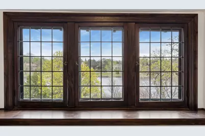 2204 W Lake Of The Isles Parkway, Minneapolis, MN 55405 - Photo 33