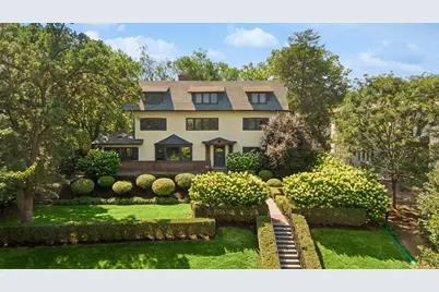 2204 W Lake Of The Isles Parkway, Minneapolis, MN 55405 - Photo 1