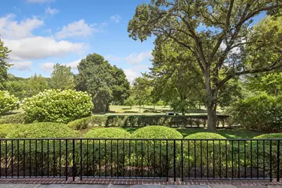 2204 W Lake Of The Isles Parkway, Minneapolis, MN 55405 - Photo 47