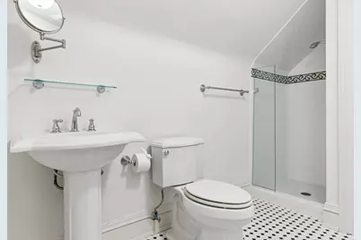 2204 W Lake Of The Isles Parkway, Minneapolis, MN 55405 - Photo 35