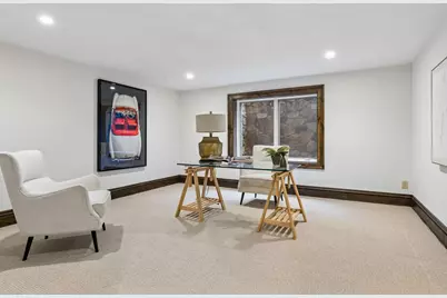 2204 W Lake Of The Isles Parkway, Minneapolis, MN 55405 - Photo 41