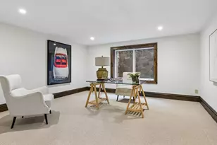 2204 W Lake of the Isles Pkwy, Minneapolis, MN 55405 - Photo 41