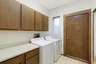 2421 Emerson Ave S, Minneapolis, MN 55405 - Photo 29