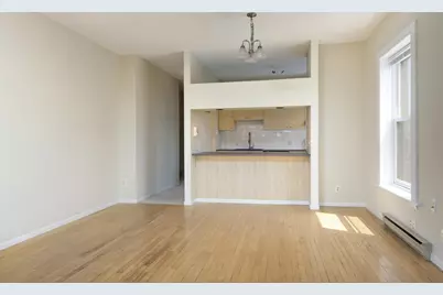 2421 Emerson Avenue S #107, Minneapolis, MN 55405 - Photo 17