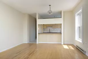 2421 Emerson Ave S, Minneapolis, MN 55405 - Photo 17