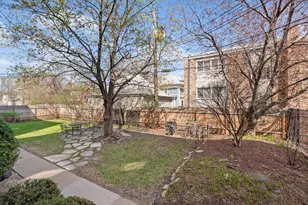 2421 Emerson Ave S, Minneapolis, MN 55405 - Photo 15