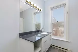 2421 Emerson Ave S, Minneapolis, MN 55405 - Photo 11