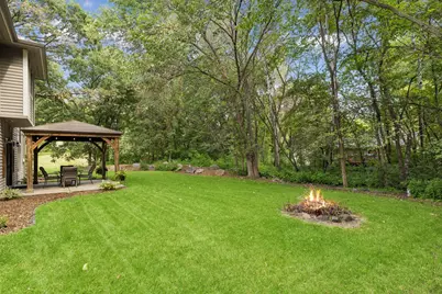 2041 Oakridge Street, Saint Paul, MN 55119 - Photo 57