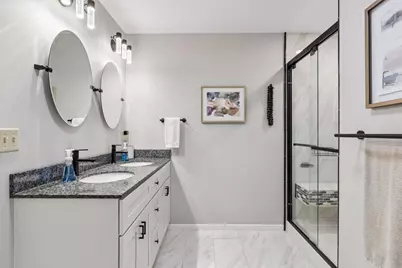 2041 Oakridge Street, Saint Paul, MN 55119 - Photo 29