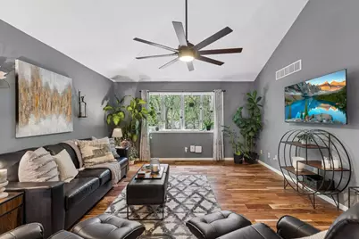 2041 Oakridge Street, Saint Paul, MN 55119 - Photo 23