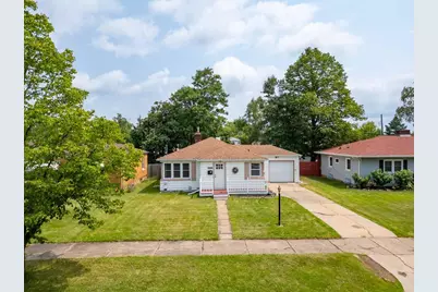 2434 9th Avenue E, Hibbing, MN 55746 - Photo 3