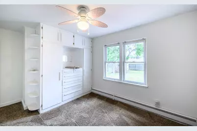 2434 9th Avenue E, Hibbing, MN 55746 - Photo 9