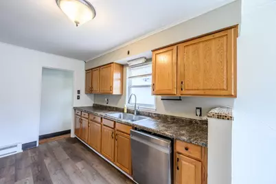 2434 9th Avenue E, Hibbing, MN 55746 - Photo 11