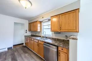 2434 9th Ave E, Hibbing, MN 55746 - Photo 11