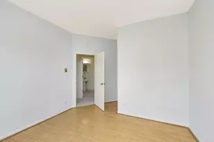2421 Emerson Ave S, Minneapolis, MN 55405 - Photo 27