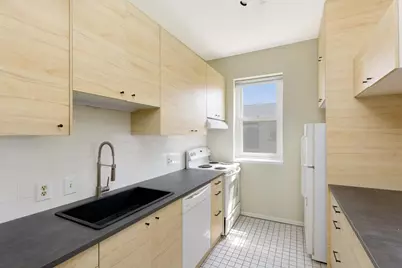 2421 Emerson Avenue S #107, Minneapolis, MN 55405 - Photo 5