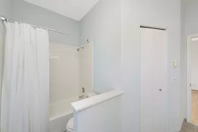 2421 Emerson Avenue S #107, Minneapolis, MN 55405 - Photo 29