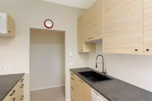 2421 Emerson Ave S, Minneapolis, MN 55405 - Photo 25