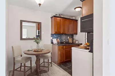 2212 Aldrich Avenue S #102, Minneapolis, MN 55405 - Photo 5
