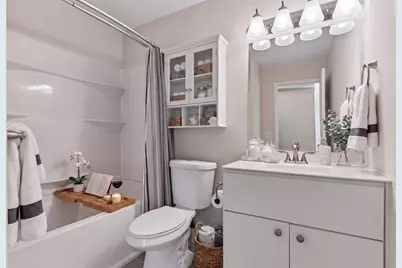 2212 Aldrich Avenue S #102, Minneapolis, MN 55405 - Photo 13