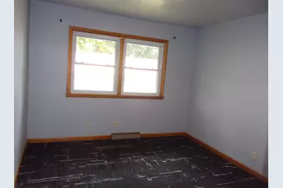 218 E 2nd Street, Blue Earth, MN 56013 - Photo 11