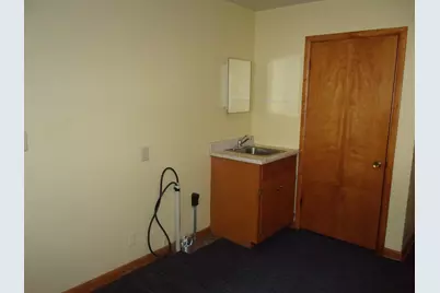 218 E 2nd Street, Blue Earth, MN 56013 - Photo 15