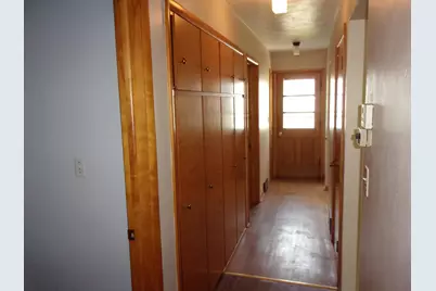 218 E 2nd Street, Blue Earth, MN 56013 - Photo 9