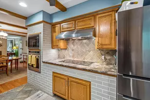 129 Teresa Dr, West Saint Paul, MN 55118 - Photo 11