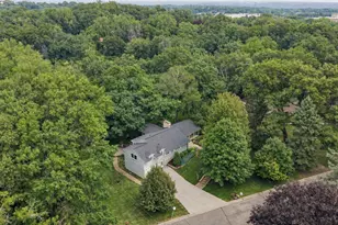 129 Teresa Dr, West Saint Paul, MN 55118 - Photo 1