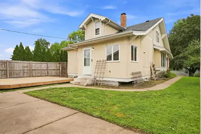 902 Hyacinth Ave E, Saint Paul, MN 55106 - Photo 17
