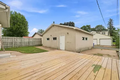 902 Hyacinth Ave E, Saint Paul, MN 55106 - Photo 19