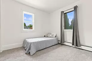 902 Hyacinth Ave E, Saint Paul, MN 55106 - Photo 11