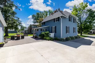 210 W Summit Ave, Ellsworth, WI 54011 - Photo 5