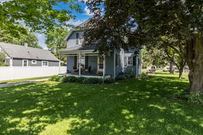 210 W Summit Avenue, Ellsworth, WI 54011 - Photo 3