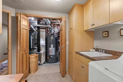 1297 Black Oaks Court N, Plymouth, MN 55447 - Photo 39
