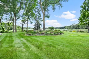1297 Black Oaks Ct N, Plymouth, MN 55447 - Photo 33