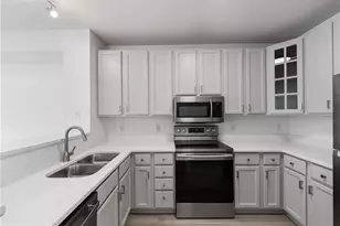 660 N 2nd St, Minneapolis, MN 55401 - Photo 9