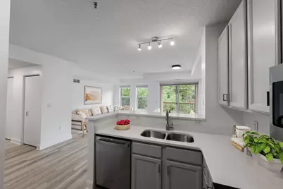 660 N 2nd Street #301, Minneapolis, MN 55401 - Photo 7