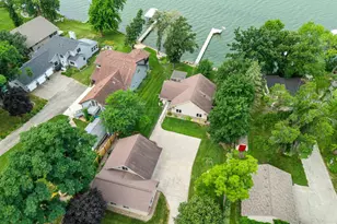 17416 Roberds Lake Ct, Faribault, MN 55021 - Photo 3