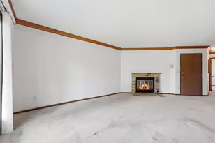 1063 Duckwood Dr, Eagan, MN 55123 - Photo 11