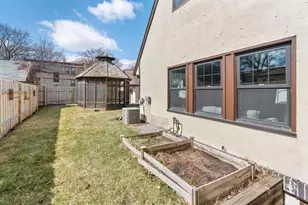 2790 Dean Pkwy, Minneapolis, MN 55416 - Photo 17
