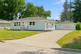 1148 Aurora Ave, Saint Paul Park, MN 55071 - Photo 1