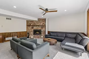 1544 McCarthy Rd, Eagan, MN 55121 - Photo 41
